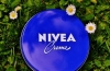 Крем nivea у синій банці